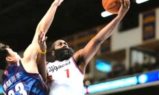 1xBit体育注册-快船主场大胜太阳，莱昂纳德砍下25+10