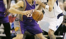 1xBit体育app下载地址-骑士不敌小牛再遭遇失利，洛夫分未能挽回颓势的简单介绍