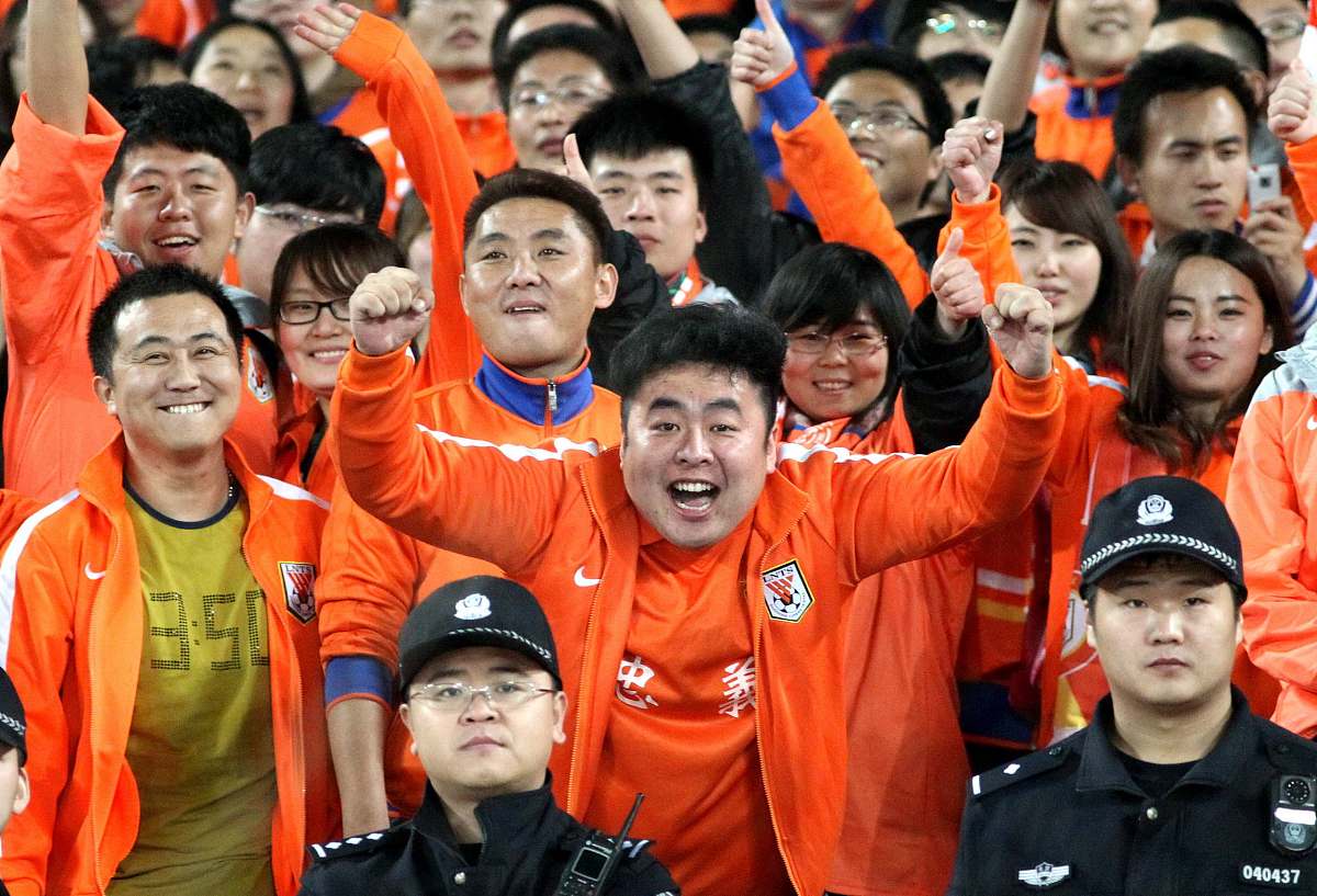 鲁能连续胜利，成为亚洲足坛焦点