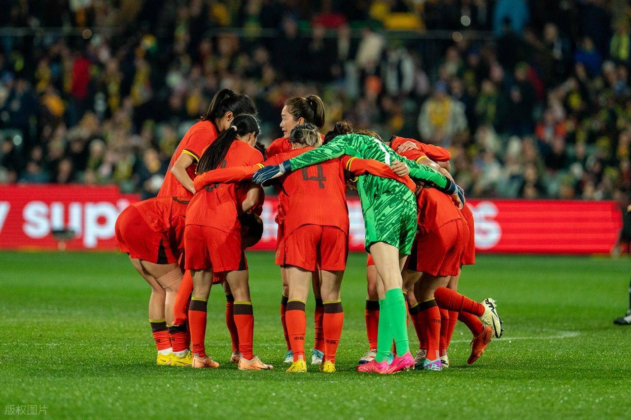 女足比赛现场,中国队压倒对手获胜 女足比赛现场,中国队压倒对手获胜
